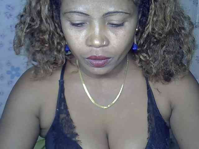 Sexywife1 webcam
