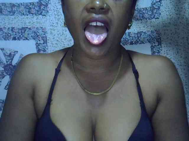 Sexywife1 webcam