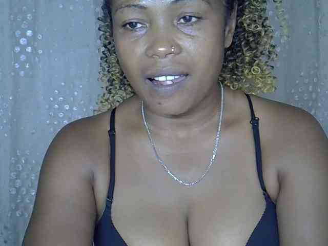 Sexywife1 webcam