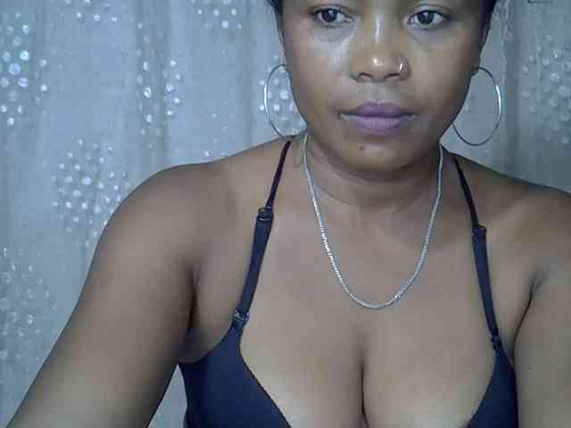 Sexywife1 webcam