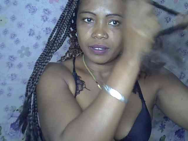 Sexywife1 webcam