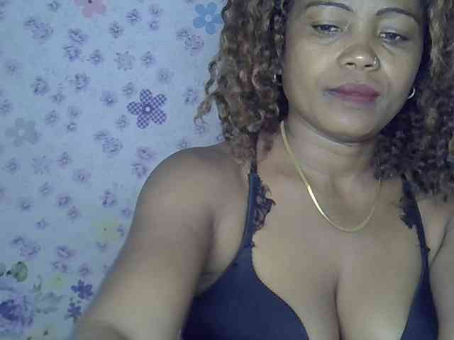 Sexywife1 webcam