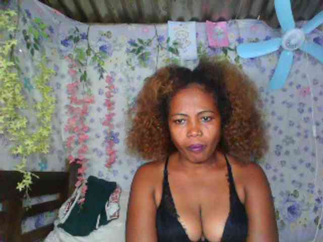 Sexywife1 webcam