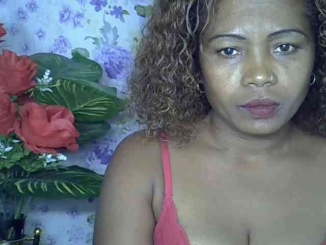 Sexywife1 webcam