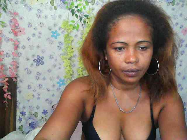 Sexywife1 webcam