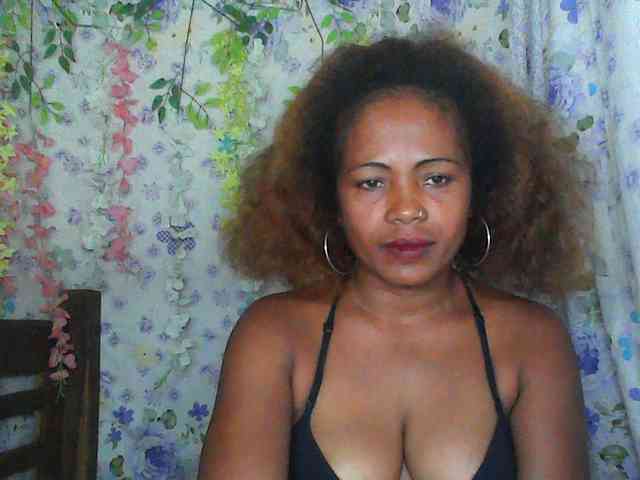 Sexywife1 webcam
