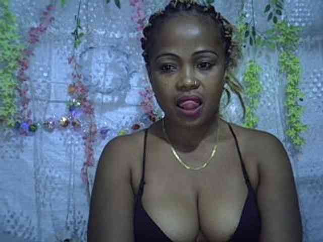 Sexywife1 webcam