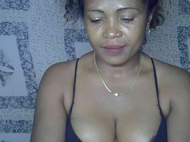 Sexywife1 webcam