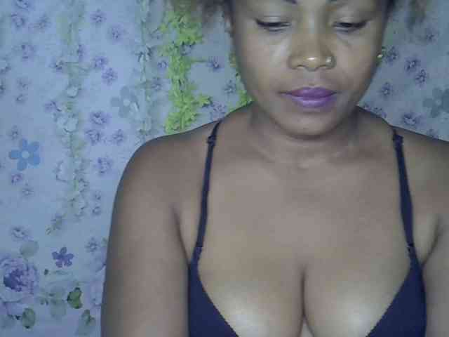 Sexywife1 webcam