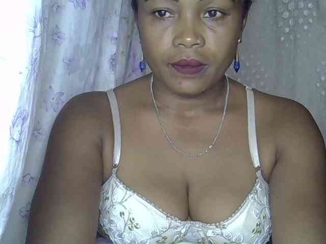 Sexywife1 webcam