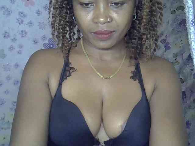 Sexywife1 webcam