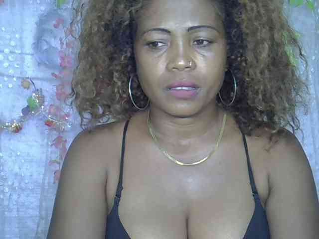 Modèle: Sexywife1
