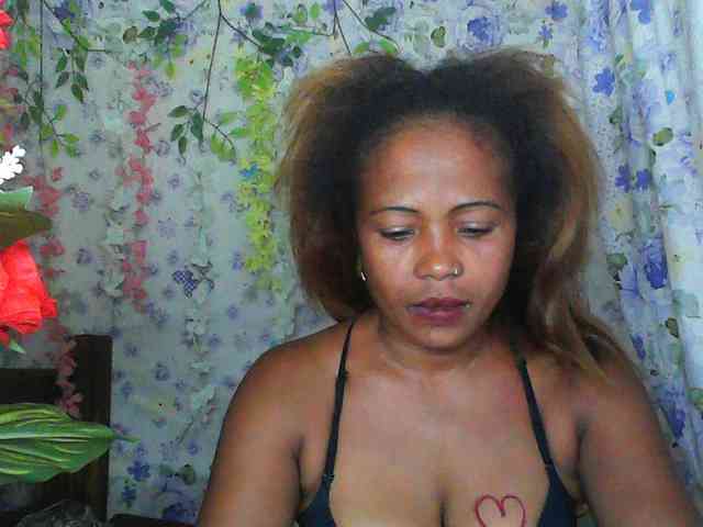 Sexywife1 webcam