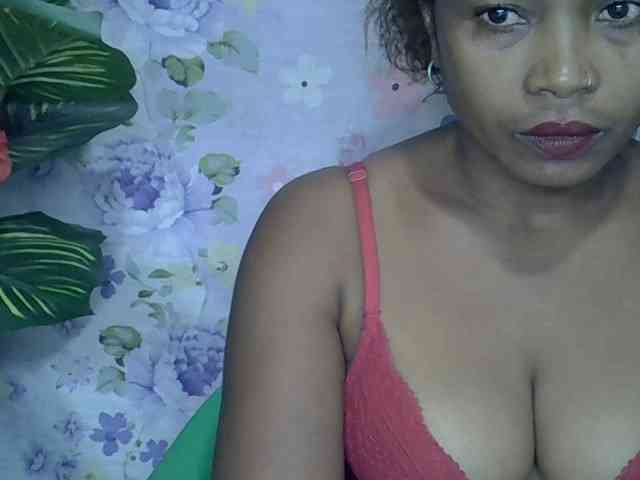 Sexywife1 webcam