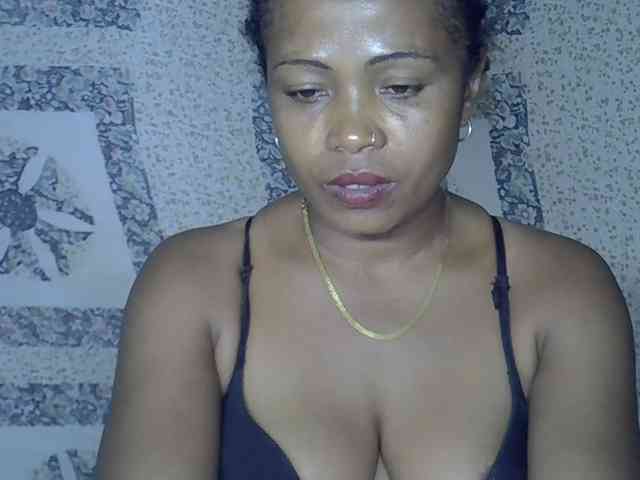 Sexywife1 webcam