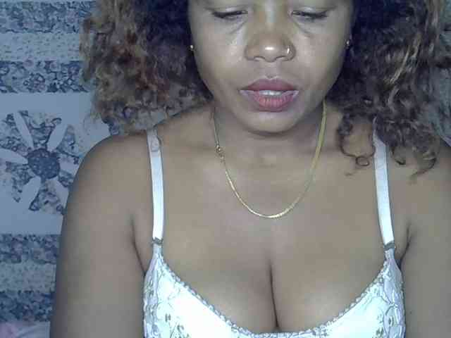 Sexywife1 webcam