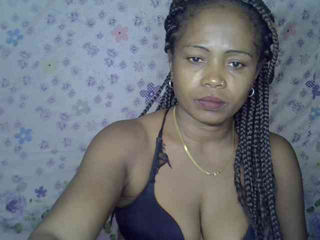 Sexywife1 webcam