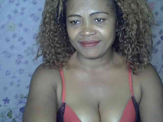 Sexywife1 webcam