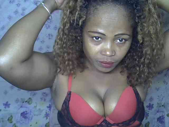 Sexywife1 webcam