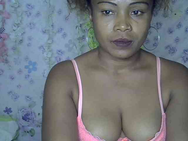 Sexywife1 webcam
