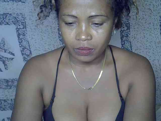 Sexywife1 webcam