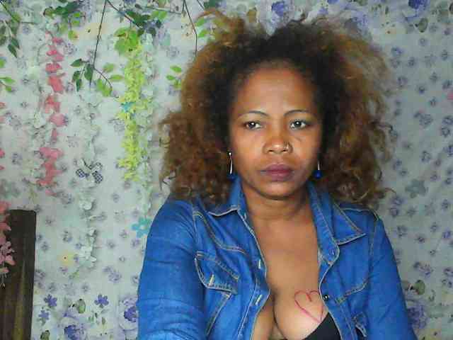Modèle: Sexywife1
