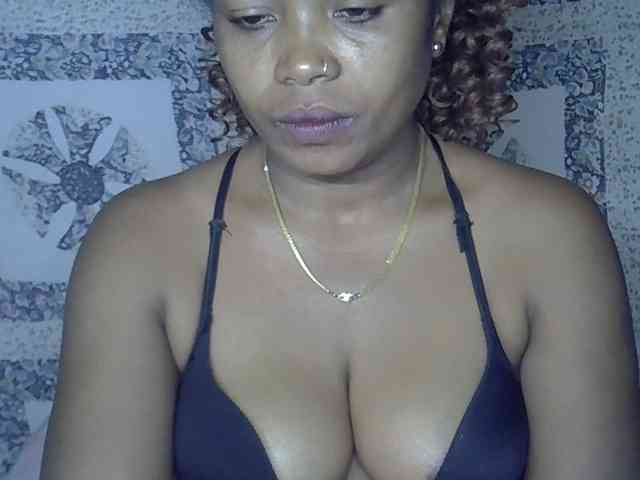Sexywife1 webcam