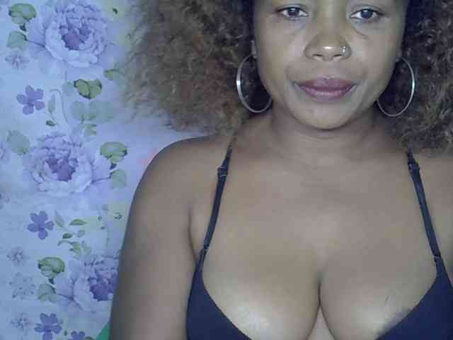 Sexywife1 webcam