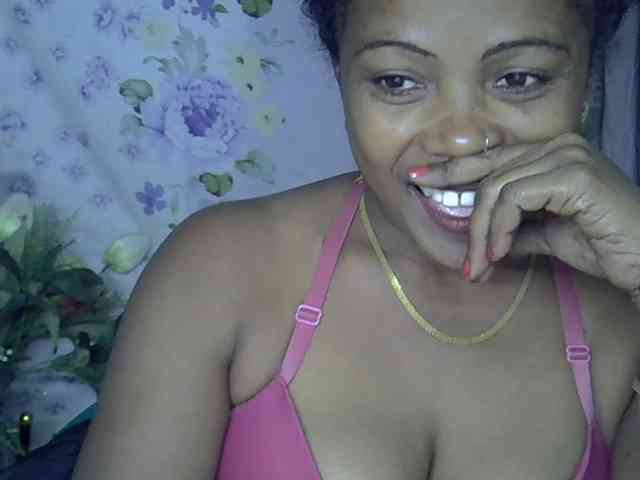 Sexywife1 webcam