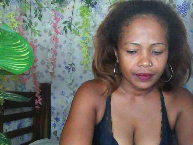 Sexywife1 webcam