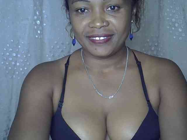 Sexywife1 webcam