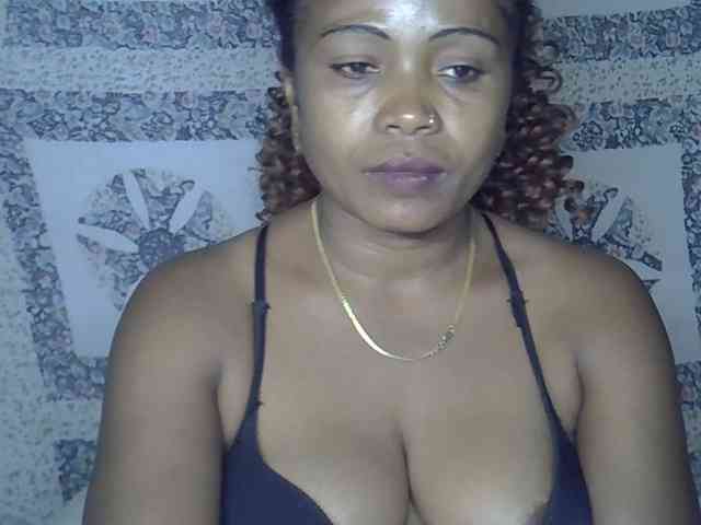 Sexywife1 webcam
