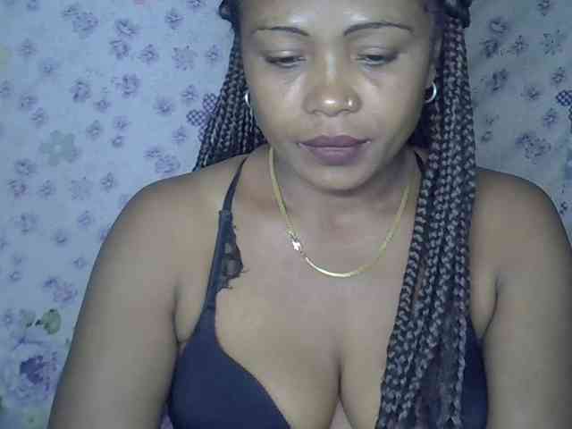 Sexywife1 webcam