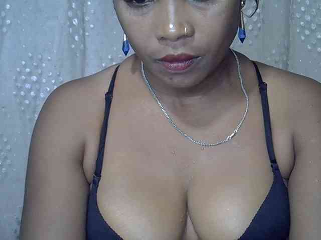 Sexywife1 webcam
