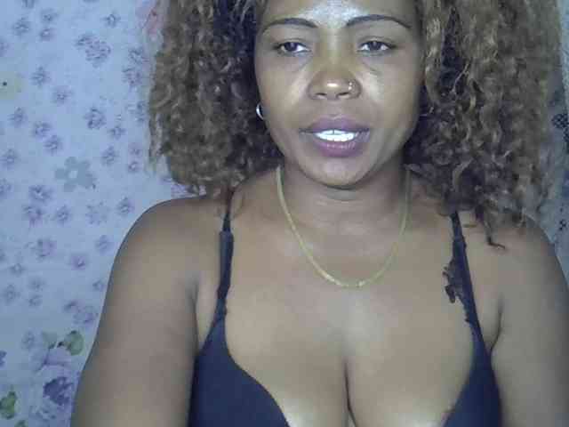 Sexywife1 webcam