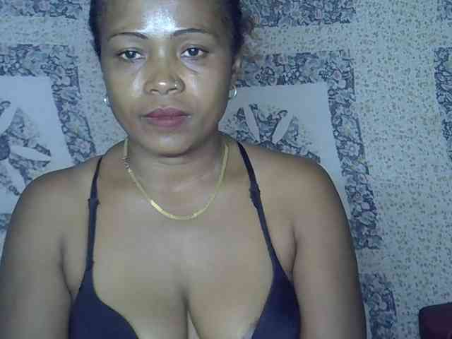 Sexywife1 webcam