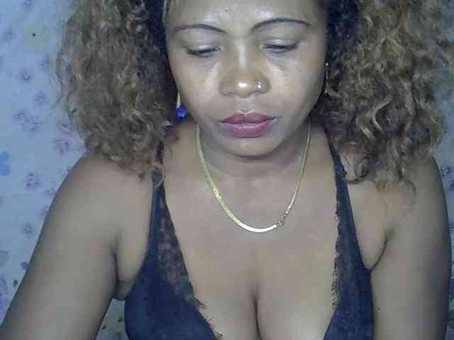 Sexywife1 webcam