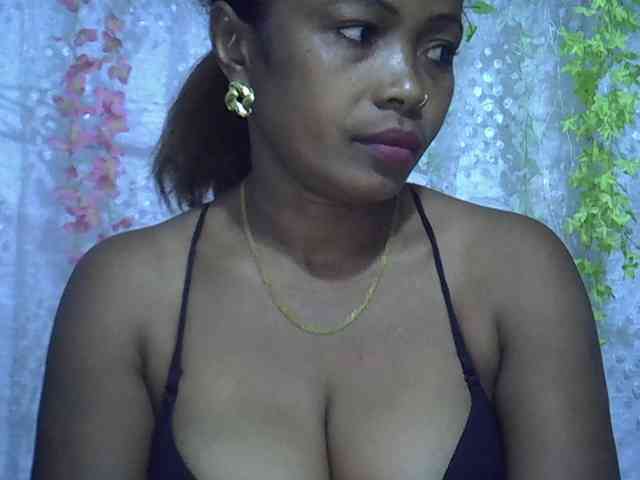 Sexywife1 webcam