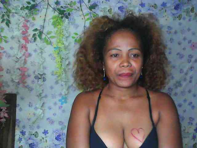 Sexywife1 webcam