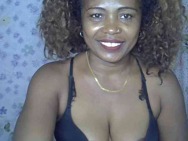 Sexywife1 webcam