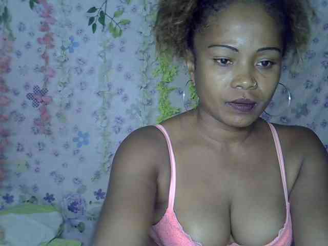 Sexywife1 webcam