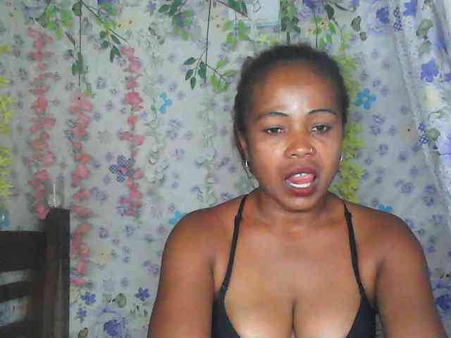 Sexywife1 webcam