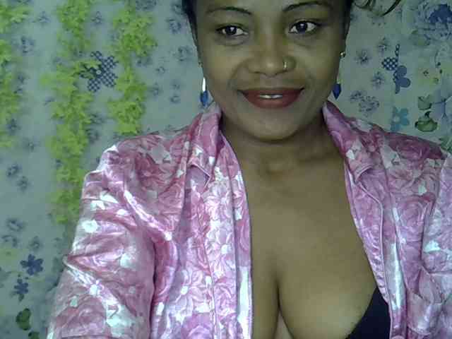 Sexywife1 webcam