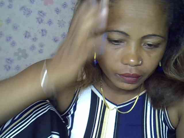 Sexywife1 webcam