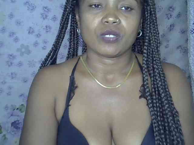 Sexywife1 webcam