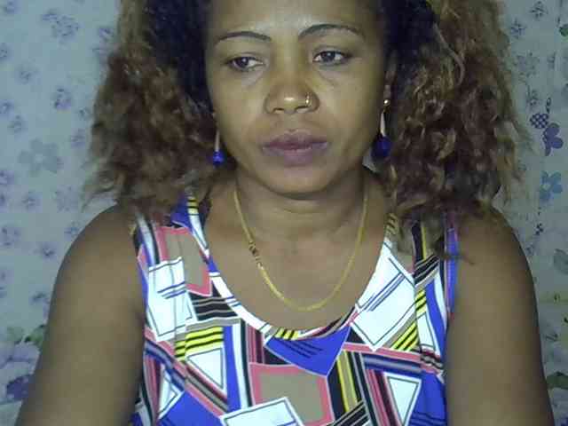 Sexywife1 webcam