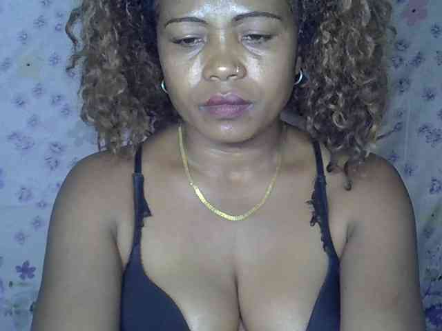 Sexywife1 webcam