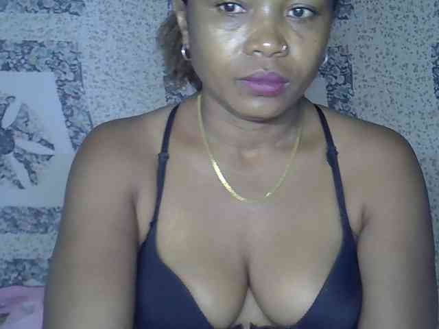Sexywife1 webcam