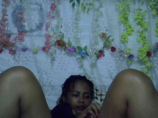 Sexywife1 webcam