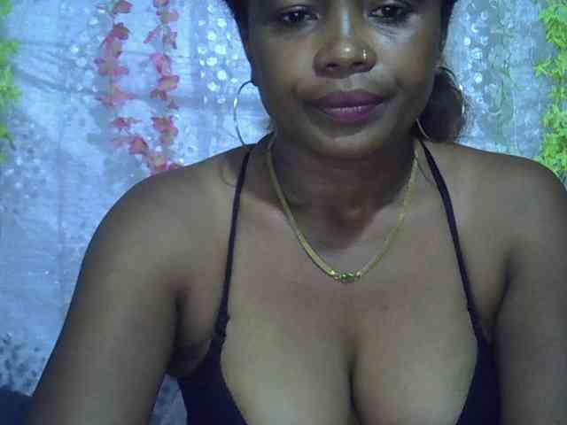 Sexywife1 webcam